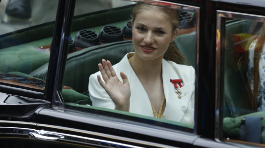 La princesa Leonor jura la Constitución por su 18 cumpleaños (42)