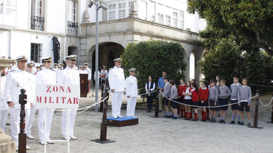 Izado de bandera en Capitania (Gala Polo) (10)