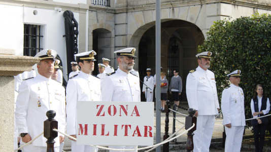 Izado de bandera en Capitania (Gala Polo) (9)