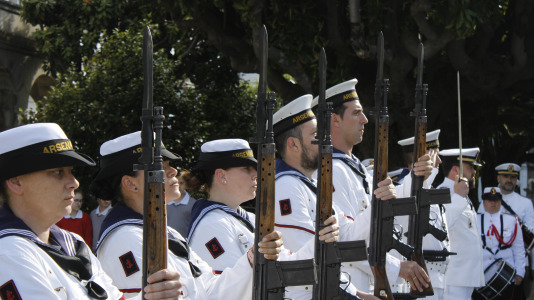 Izado de bandera en Capitania (Gala Polo) (13)