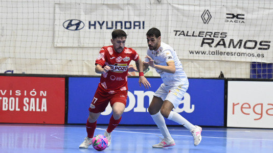 Fútbol sala. O Parrulo contra El Pozo