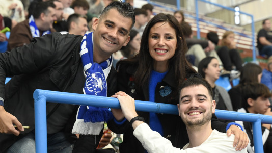 Fútbol sala. O Parrulo contra El Pozo