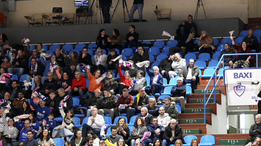 Baloncesto. Baxi contra Zaglebie Sosnowiec