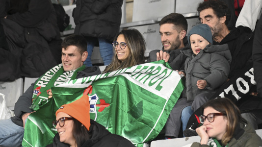 Fútbol. Racing contra Mérida