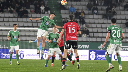 Fútbol. Racing contra Mérida