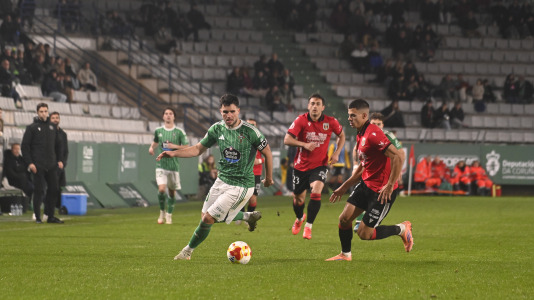 Fútbol. Racing contra Mérida