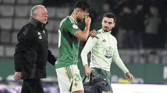 Fútbol. Racing contra Mérida