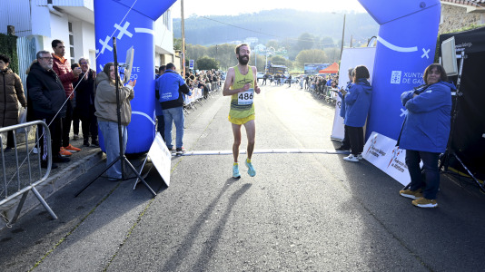 Volta a Ría. Memorial Adolfo Ros