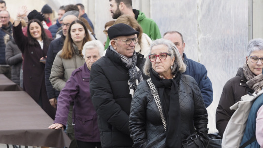 San Julián degustación arroz con leche en la plaza de Constitución