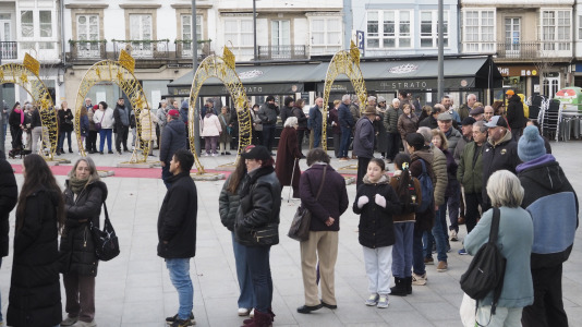 San Julián degustación arroz con leche en la plaza de Constitución