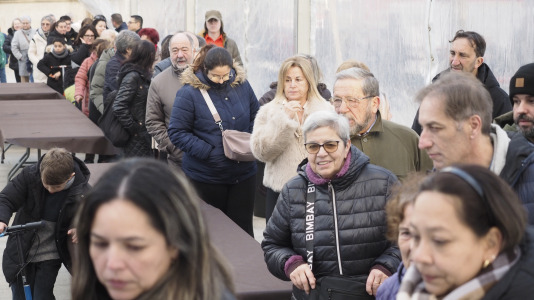 San Julián degustación arroz con leche en la plaza de Constitución