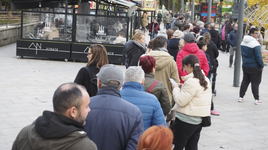 San Julián degustación arroz con leche en la plaza de Constitución