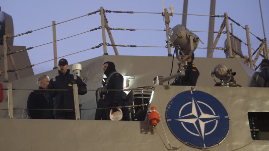 Partida de la fragata Juan de Borbón F-102