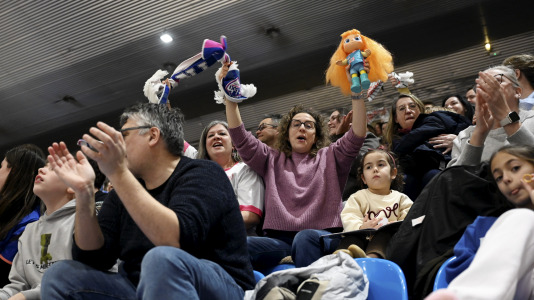 Baloncesto. Baxi Ferrol contra Cadí La Seu