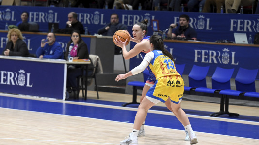 Baloncesto. Baxi Ferrol contra Cadí La Seu