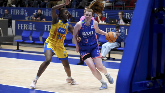 Baloncesto. Baxi Ferrol contra Cadí La Seu