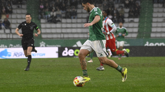 Fútbol. Racing contra Lugo