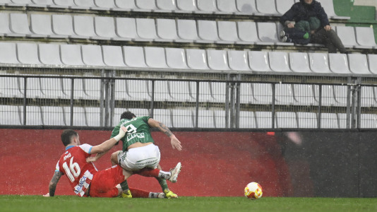 Fútbol. Racing contra Lugo