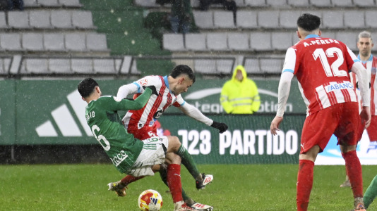 Fútbol. Racing contra Lugo