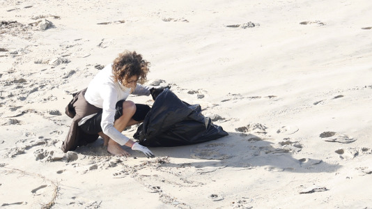 Limpieza playa de Doniños