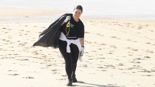 Limpieza playa de Doniños