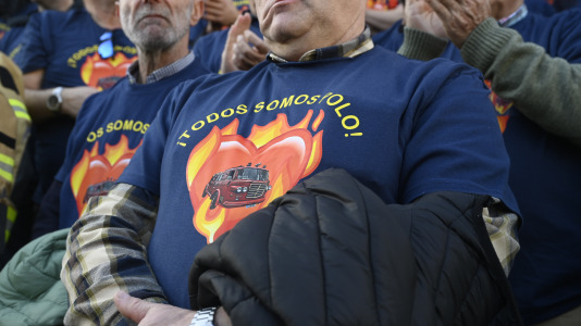 Concentración bomberos en Armas