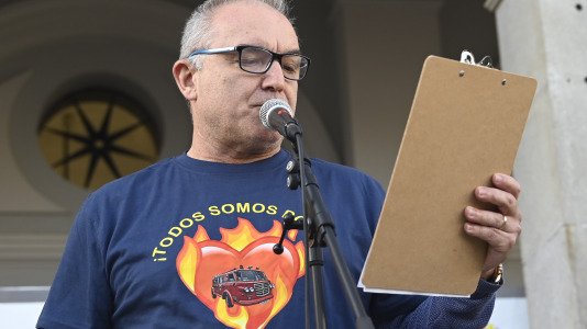 Concentración bomberos en Armas