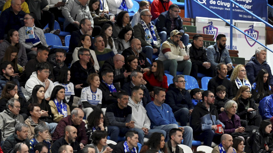 Fútbol sala. O Parrulo contra Valdepeñas