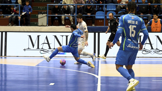 Fútbol sala. O Parrulo contra Valdepeñas