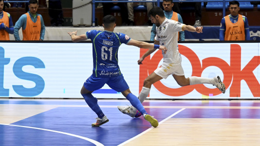 Fútbol sala. O Parrulo contra Valdepeñas