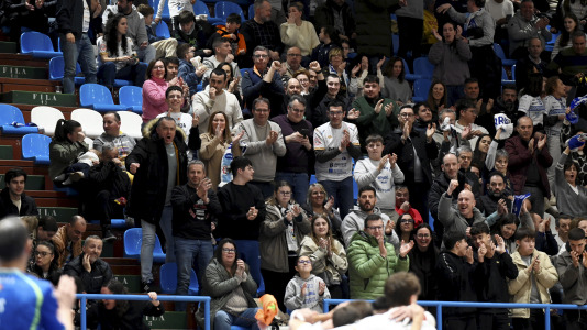 Fútbol sala. O Parrulo contra Valdepeñas