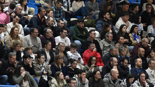 Fútbol sala. O Parrulo contra Valdepeñas