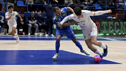 Fútbol sala. O Parrulo contra Valdepeñas