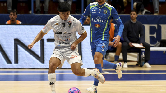 Fútbol sala. O Parrulo contra Valdepeñas