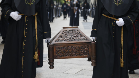 procesión de la Caridad y Silencio Cofradía Las AngustiasSemana Santa Ferrol 2026