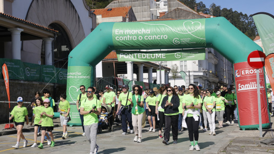 Pontedeume  andaina contra el cáncer