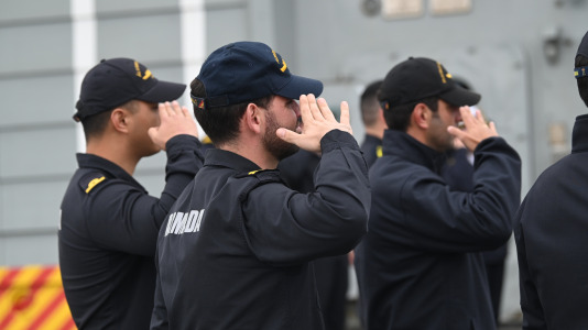 Base Naval de A Graña despedida de la Alvaro de Bazan F 101