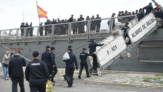 Base Naval de A Graña despedida de la Alvaro de Bazan F 101