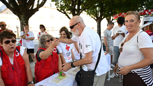 Praza Vella Pegadas de Ouro