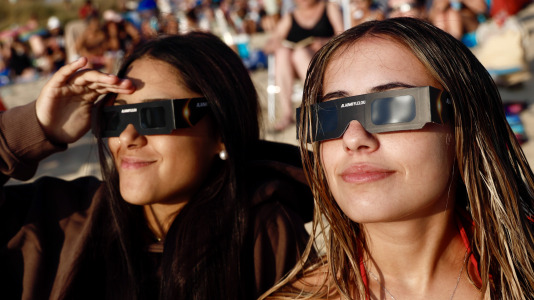Eclipse en Doniños