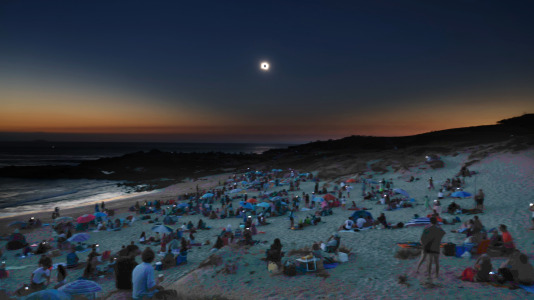 Eclipse en Doniños