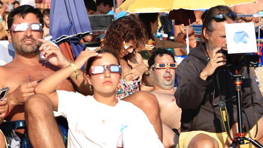 Eclipse en Doniños