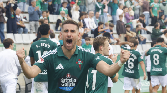 Partido entre el Racing Club Ferrol y el Pontevedra CF