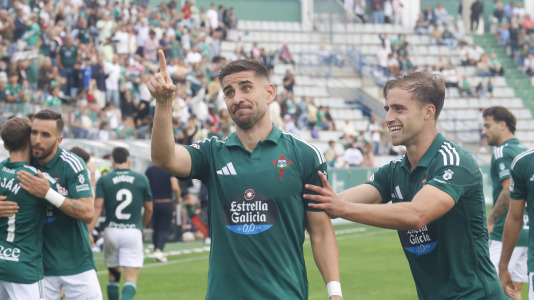 Partido entre el Racing Club Ferrol y el Pontevedra CF