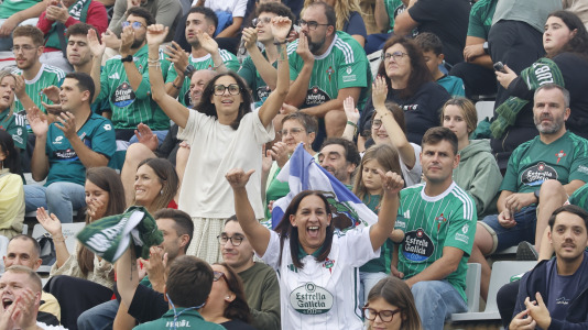 Partido entre el Racing Club Ferrol y el Pontevedra CF