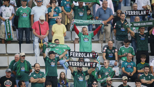Partido entre el Racing Club Ferrol y el Pontevedra CF