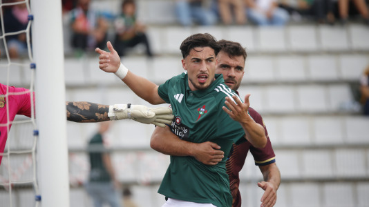 Partido entre el Racing Club Ferrol y el Pontevedra CF