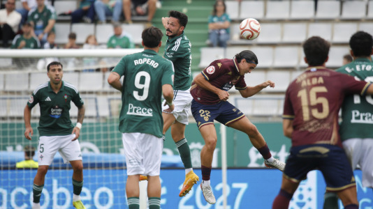 Partido entre el Racing Club Ferrol y el Pontevedra CF