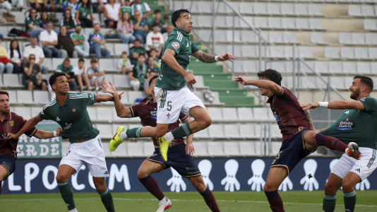 Partido entre el Racing Club Ferrol y el Pontevedra CF