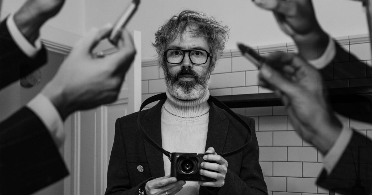 James Rhodes: “Me pagan por viajar a Ferrol, tocar en un Steinway ...